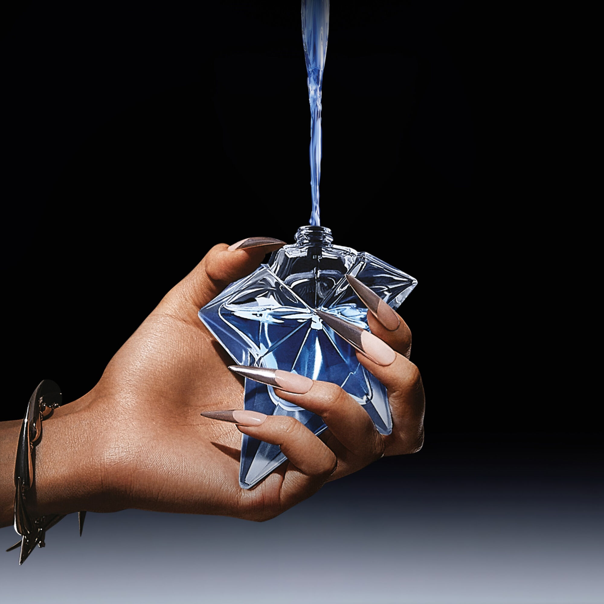 Angel Perfume - Wilder Than Dreams | Mugler Official Site