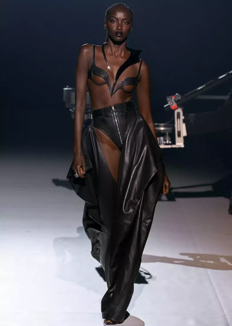 Mugler Returns to Runway