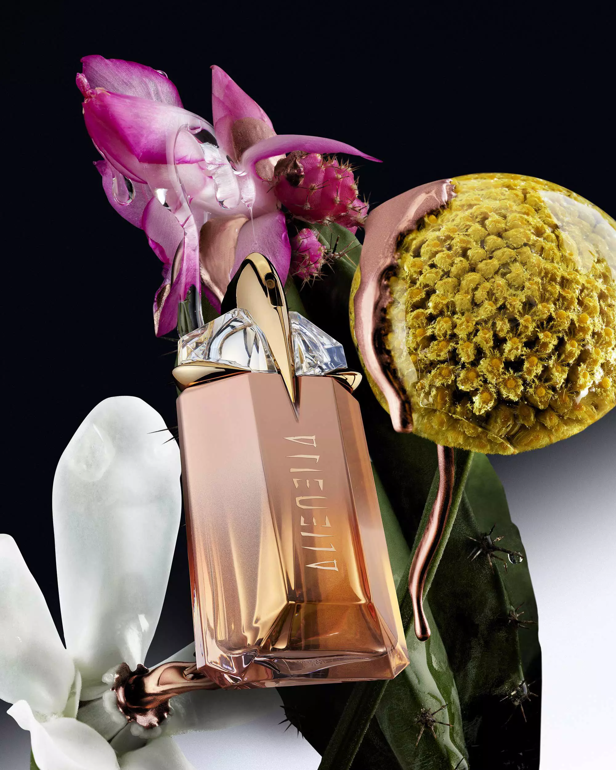 Mugler Alien Goddess Intense Eau De Parfum surrounded by flowers
